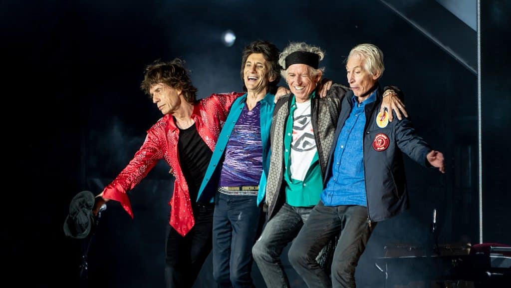 The Rolling Stones Bowing 