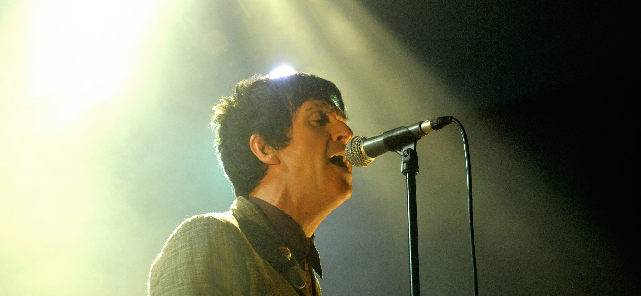 The True Story of Johnny Marr's Rickenbacker - Alt-Rock Guitar